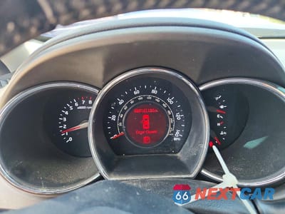Zdjęcie 9 z 12 samochodu: 2012 KIA RIO 5-DOOR SX VIN:KNADN5A34C6095329 - miniatura
