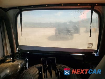 Zdjęcie 10 z 13 samochodu: 2000 JEEP WRANGLER / TJ SPORT VIN:1J4FA49S0YP707891 - miniatura