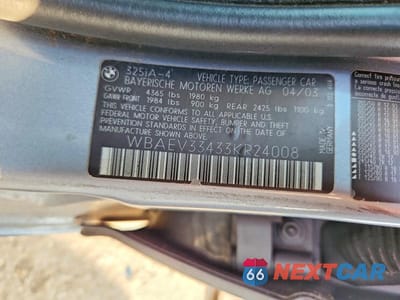 Zdjęcie 12 z 12 samochodu: 2003 BMW 325 I VIN:WBAEV33433KR24008 - miniatura
