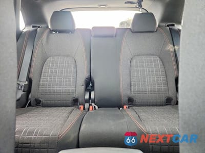 Zdjęcie 10 z 13 samochodu: 2025 HONDA HR-V SPORT VIN:3CZRZ1H52SM701054 - miniatura