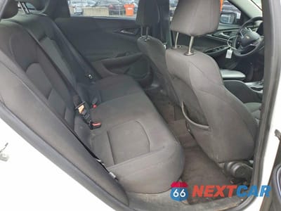 Zdjęcie 10 z 12 samochodu: 2016 CHEVROLET MALIBU 1LT VIN:1G1ZE5ST7GF251417 - miniatura