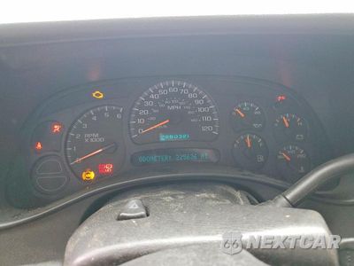 Zdjęcie 9 z 12 samochodu: 2004 GMC NEW SIERRA C1500 VIN:2GTEC19T441268852 - miniatura