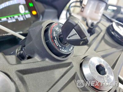 Zdjęcie 8 z 10 samochodu: 2025 KAWASAKI ZX636 K VIN:JKBZXJJ10SA023457 - miniatura