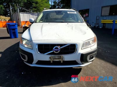 Piąte zdjęcie samochodu w środku: 2013 VOLVO XC70 3.2 VIN:YV4952BZ2D1147272 - miniatura