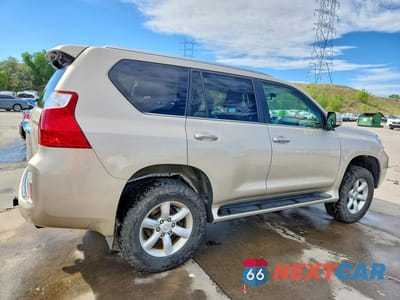 Trzecie zdjęcie samochodu z tyłu: 2010 LEXUS GX 460 VIN:JTJBM7FX3A5013479 - miniatura