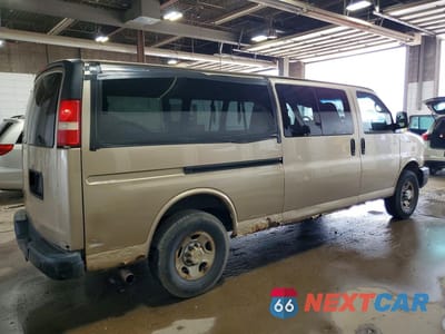 Trzecie zdjęcie samochodu z tyłu: 2008 CHEVROLET EXPRESS G3500 VIN:1GAHG39K581109119 - miniatura