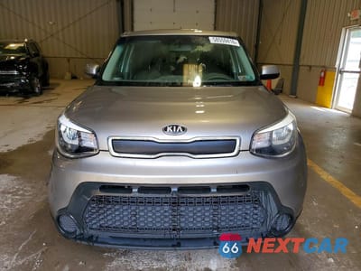 Piąte zdjęcie samochodu w środku: 2014 KIA SOUL BASE VIN:KNDJN2A28E7001641 - miniatura