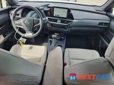 Zdjęcie 8 z 14 samochodu: 2024 LEXUS UX 250H BASE VIN:JTHX6JBH1R2189389 - miniatura
