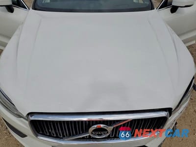Zdjęcie 12 z 13 samochodu: 2020 VOLVO XC60 T5 MOMENTUM VIN:YV4102RKXL1601447 - miniatura