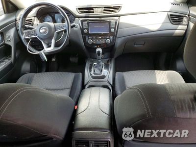 Zdjęcie 8 z 12 samochodu: 2017 NISSAN ROGUE SV VIN:JN8AT2MV7HW274211 - miniatura