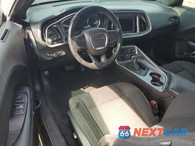 Zdjęcie 8 z 12 samochodu: 2019 DODGE CHALLENGER SXT VIN:2C3CDZAG5KH591883 - miniatura