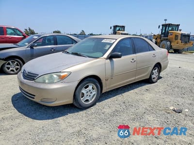 2002 TOYOTA CAMRY LE V6 4T1BF32K42U026454 - główne zdjęcie licytacji z USA - miniatura