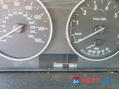 Zdjęcie 9 z 12 samochodu: 2015 BMW 328 I VIN:WBA3A5G55FNS83710 - miniatura