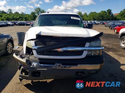 Piąte zdjęcie samochodu w środku: 2004 CHEVROLET SILVERADO K1500 VIN:2GCEK13T441416400 - miniatura