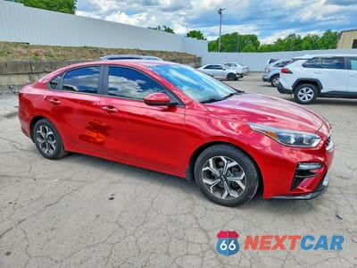 Czwarte zdjęcie samochodu z boku: 2020 KIA FORTE LXS VIN:3KPF24ADXLE206435 - miniatura