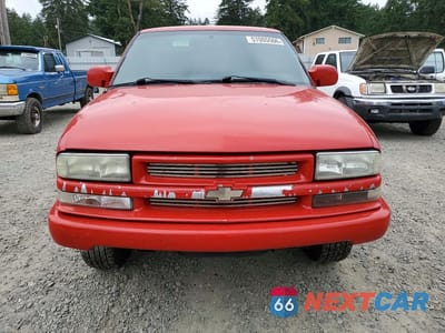 Piąte zdjęcie samochodu w środku: 2003 CHEVROLET S TRUCK S10 VIN:1GCCS14H238216631 - miniatura