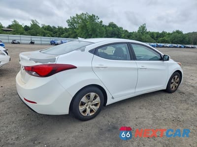 Trzecie zdjęcie samochodu z tyłu: 2016 HYUNDAI ELANTRA SE VIN:5NPDH4AE7GH665535 - miniatura
