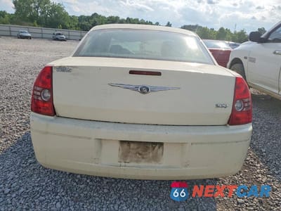 Zdjęcie 6 z 12 samochodu: 2009 CHRYSLER 300 LX VIN:2C3KA43D69H547539 - miniatura