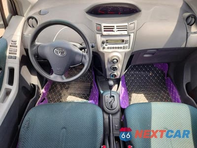 Zdjęcie 8 z 12 samochodu: 2008 TOYOTA YARIS VIN:JTDKT923085160096 - miniatura