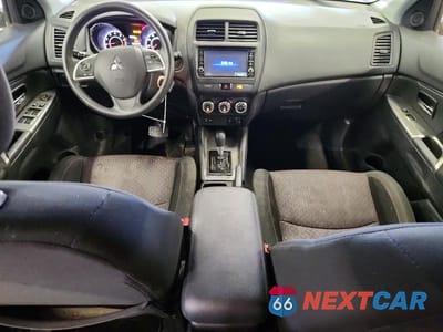 Zdjęcie 8 z 13 samochodu: 2018 MITSUBISHI OUTLANDER SPORT ES VIN:JA4AR3AU1JZ029625 - miniatura
