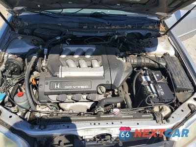 Zdjęcie 11 z 12 samochodu: 2002 HONDA ACCORD EX VIN:1HGCG16532A014202 - miniatura