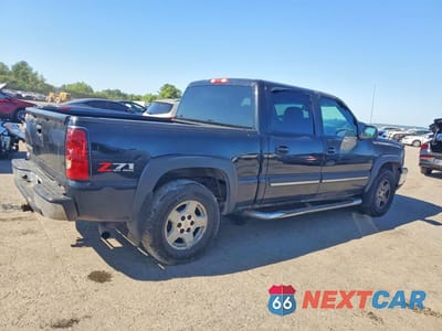 Trzecie zdjęcie samochodu z tyłu: 2006 CHEVROLET SILVERADO K1500 VIN:2GCEK13T761175032 - miniatura
