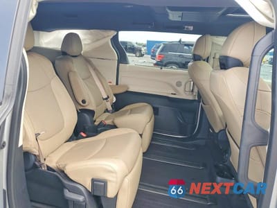 Zdjęcie 11 z 13 samochodu: 2023 TOYOTA SIENNA LIMITED 7-PASSENGER VIN:5TDZSKFCXPS107109 - miniatura