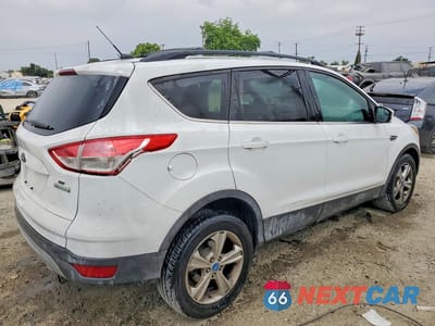 Trzecie zdjęcie samochodu z tyłu: 2013 FORD ESCAPE SE VIN:1FMCU0G93DUB85516 - miniatura