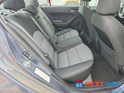 Zdjęcie 10 z 12 samochodu: 2015 KIA FORTE LX VIN:KNAFX4A65F5362155 - miniatura