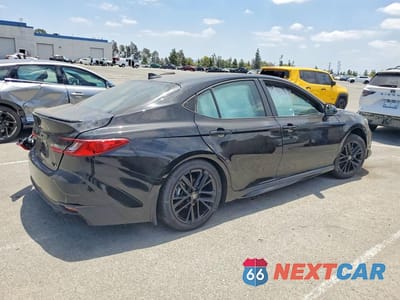 Trzecie zdjęcie samochodu z tyłu: 2026 TOYOTA CAMRY SE VIN:4T1DAACK0TU677348 - miniatura
