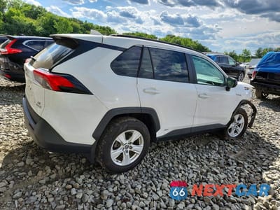 Trzecie zdjęcie samochodu z tyłu: 2020 TOYOTA RAV4 LE VIN:2T3LWRFV2LW084051 - miniatura