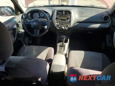 Zdjęcie 8 z 12 samochodu: 2005 TOYOTA RAV4 BASE VIN:JTEGD20V950062851 - miniatura