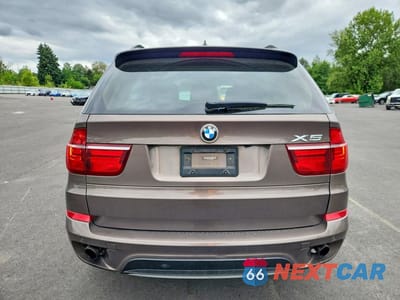 Zdjęcie 6 z 12 samochodu: 2013 BMW X5 XDRIVE35I VIN:5UXZV4C50D0B06897 - miniatura