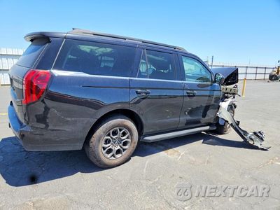 Trzecie zdjęcie samochodu z tyłu: 2025 FORD EXPED 4X4 VIN:1FMJU1J80SEA59537 - miniatura