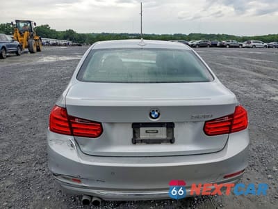 Zdjęcie 6 z 12 samochodu: 2013 BMW 328 I VIN:WBA3A5C55DF359617 - miniatura