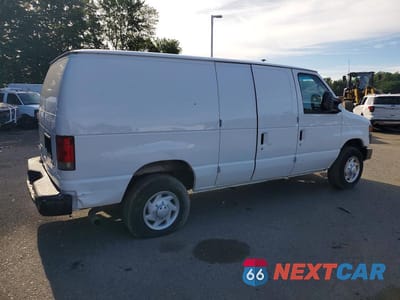 Trzecie zdjęcie samochodu z tyłu: 2013 FORD ECONOLINE E350 SUPER DUTY VAN VIN:1FTSE3EL1DDB28082 - miniatura