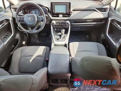 Zdjęcie 8 z 13 samochodu: 2020 TOYOTA RAV4 XLE VIN:2T3P1RFV8LC094021 - miniatura