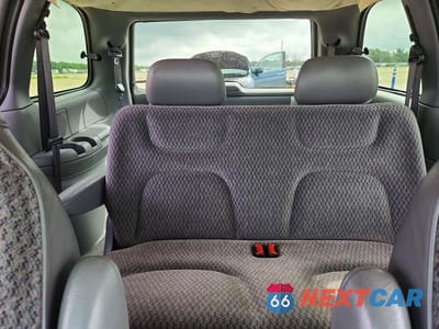 Zdjęcie 10 z 13 samochodu: 2000 DODGE CARAVAN VIN:2B4GP2532YR839428 - miniatura