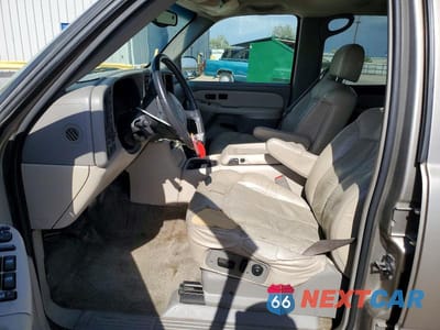 Zdjęcie 7 z 12 samochodu: 2002 CHEVROLET TAHOE K1500 VIN:1GNEK13Z42R207271 - miniatura