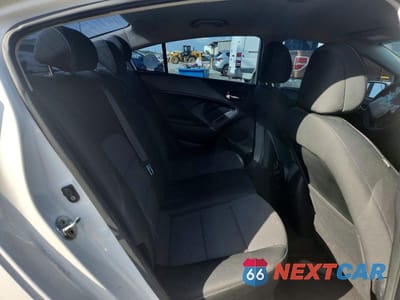 Zdjęcie 10 z 13 samochodu: 2014 KIA FORTE LX VIN:KNAFX4A60E5147958 - miniatura