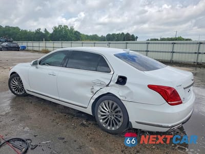 Drugie zdjęcie samochodu z przodu: 2018 GENESIS G90 PREMIUM VIN:KMHG34JA9JU040149 - miniatura