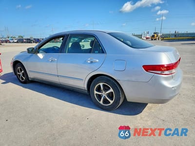Drugie zdjęcie samochodu z przodu: 2003 HONDA ACCORD LX VIN:3HGCM56333G703965 - miniatura