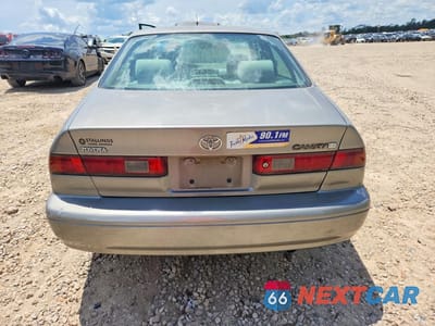 Zdjęcie 6 z 12 samochodu: 1998 TOYOTA CAMRY LE VIN:4T1BG22K0WU304425 - miniatura