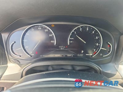 Zdjęcie 9 z 13 samochodu: 2019 BMW 330I VIN:3MW5R1J52K8B01803 - miniatura