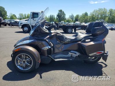 Trzecie zdjęcie samochodu z tyłu: 2012 CAN-AM SPYDER ROADSTER RT-LTD VIN:2BXJBRC13CV001507 - miniatura