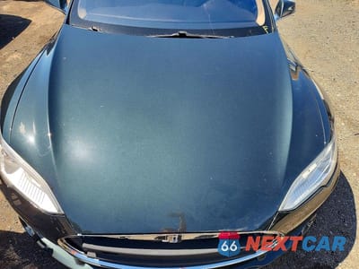 Zdjęcie 11 z 12 samochodu: 2013 TESLA MODEL S VIN:5YJSA1DN5DFP09094 - miniatura