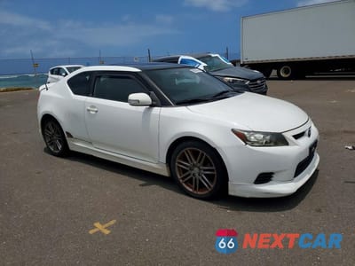 Czwarte zdjęcie samochodu z boku: 2012 SCION TC BASE VIN:JTKJF5C77C3037664 - miniatura