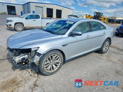 2018 FORD TAURUS LIMITED 1FAHP2F88JG109490 - główne zdjęcie licytacji z USA - miniatura