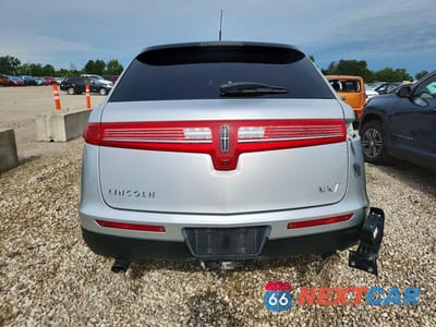 Zdjęcie 6 z 12 samochodu: 2018 LINCOLN MKT VIN:2LMHJ5AT5JBL01708 - miniatura