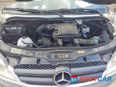 Zdjęcie 12 z 13 samochodu: 2012 MERCEDES-BENZ SPRINTER 2500 VIN:WD3PE8CB1C5693948 - miniatura